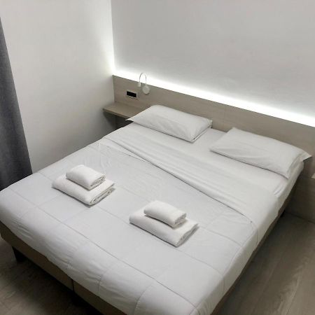 B&B Hotel Roy Silea Екстериор снимка