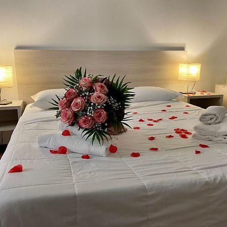 B&B Hotel Roy Silea Екстериор снимка