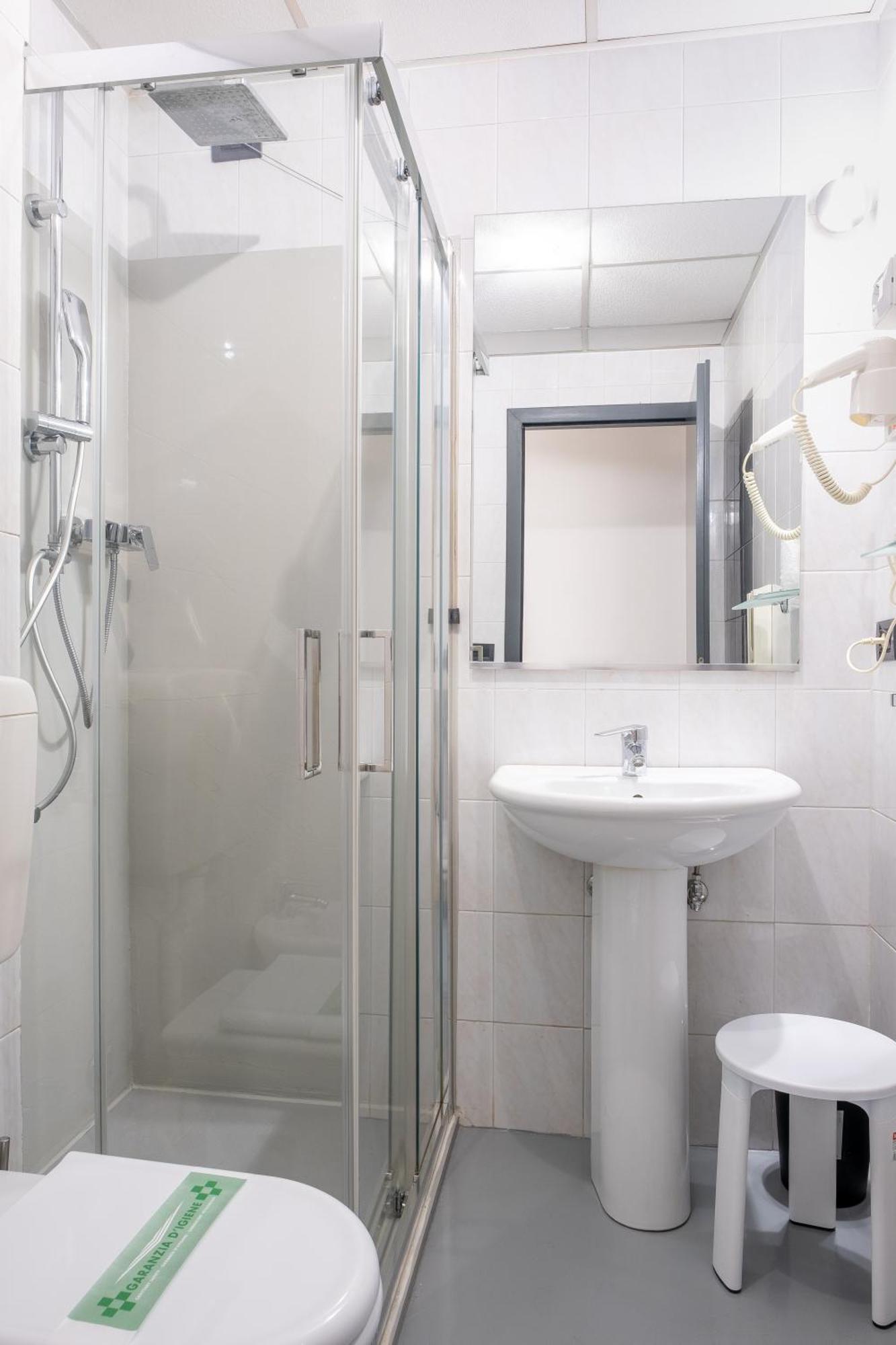 B&B Hotel Roy Silea Екстериор снимка